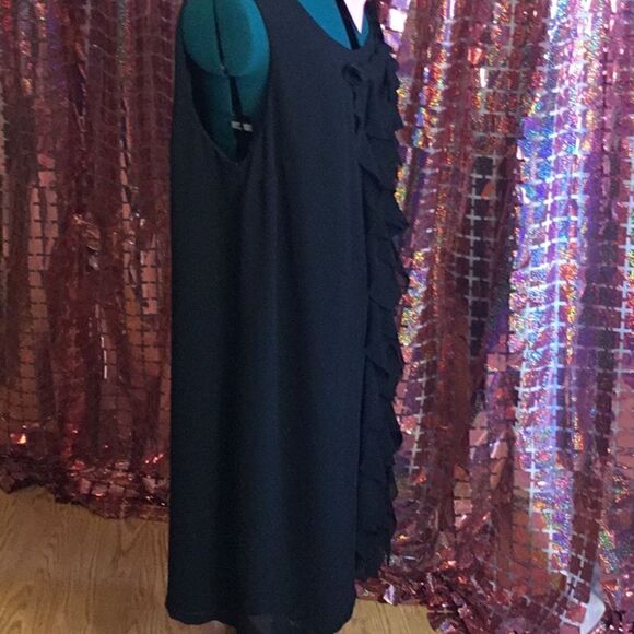 LANE BRYANT black dress with ruffled front, sleeveless, size 20 - Picture 8 of 13